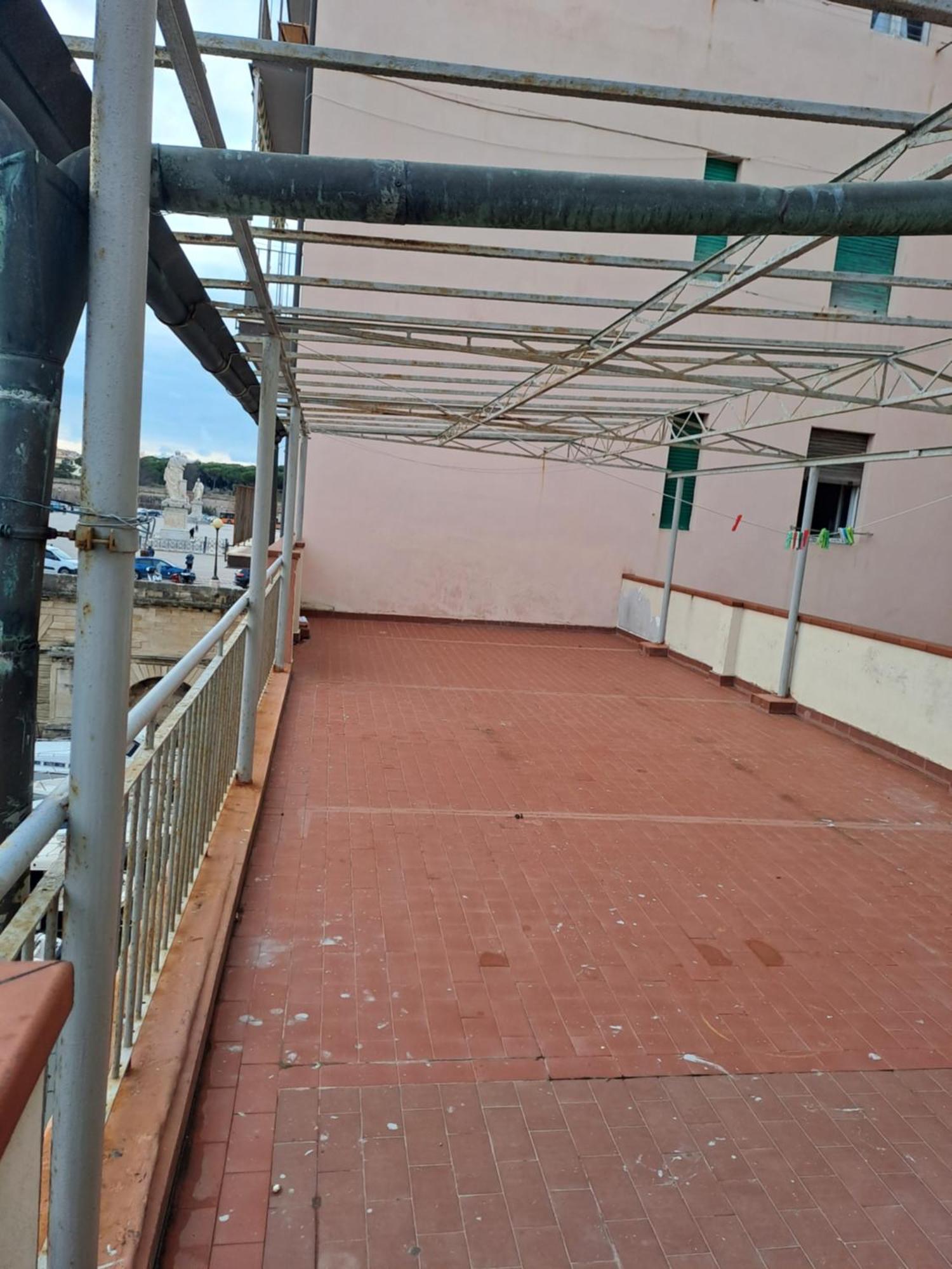 Giappone Inn Flat Ливорно Екстериор снимка